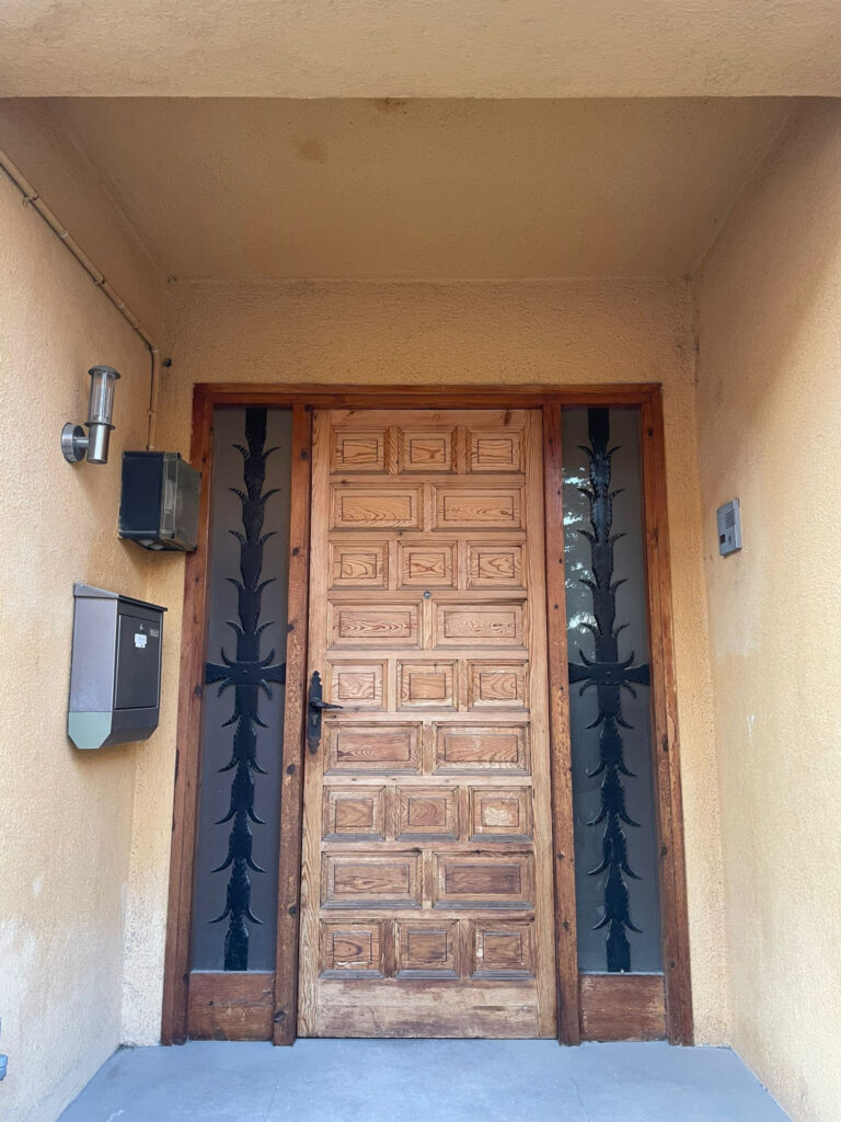 Porta de fusta antiga