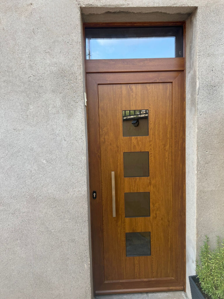 Puerta PVC imitación madera