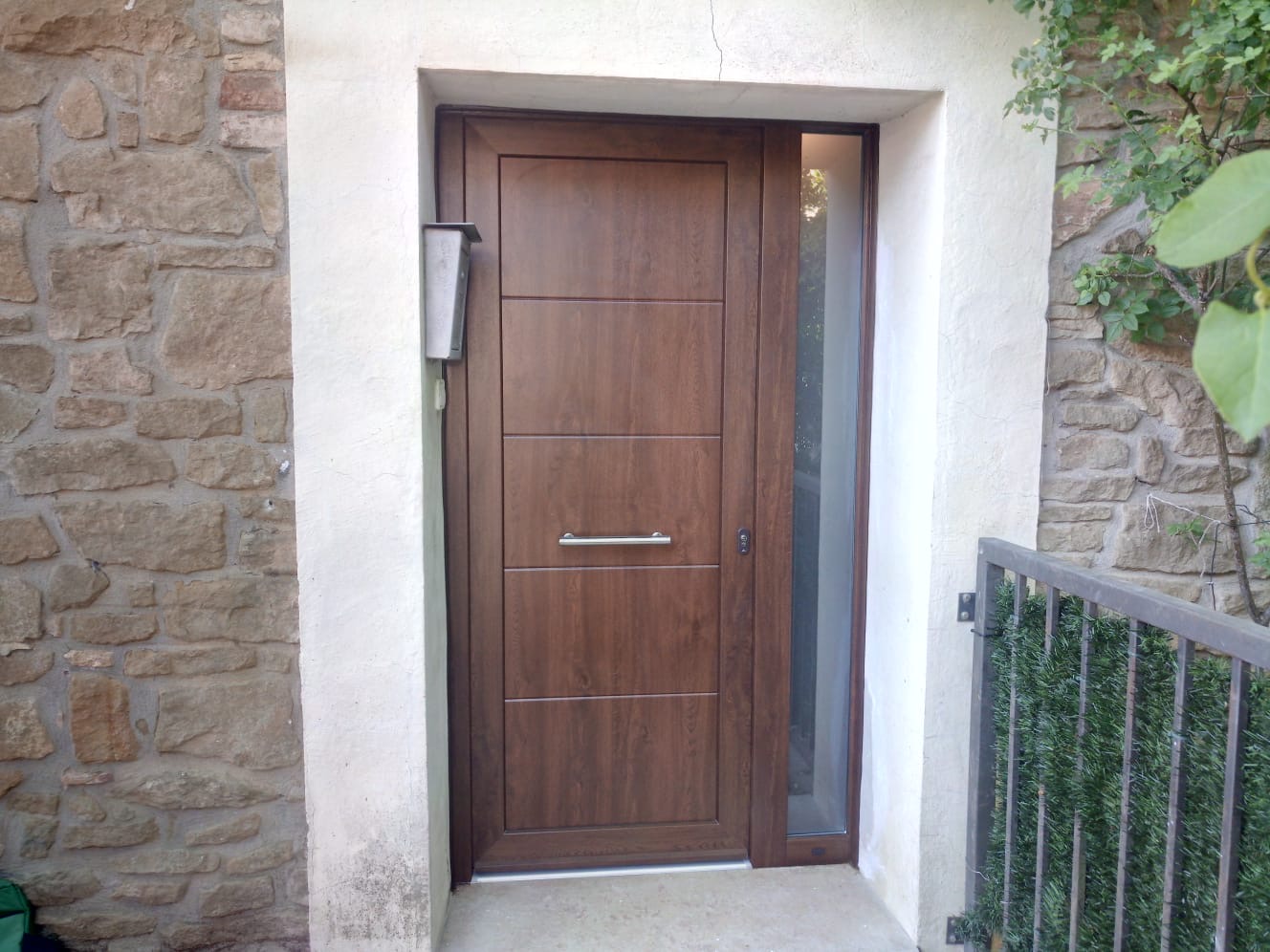 Puerta PVC imitación madera