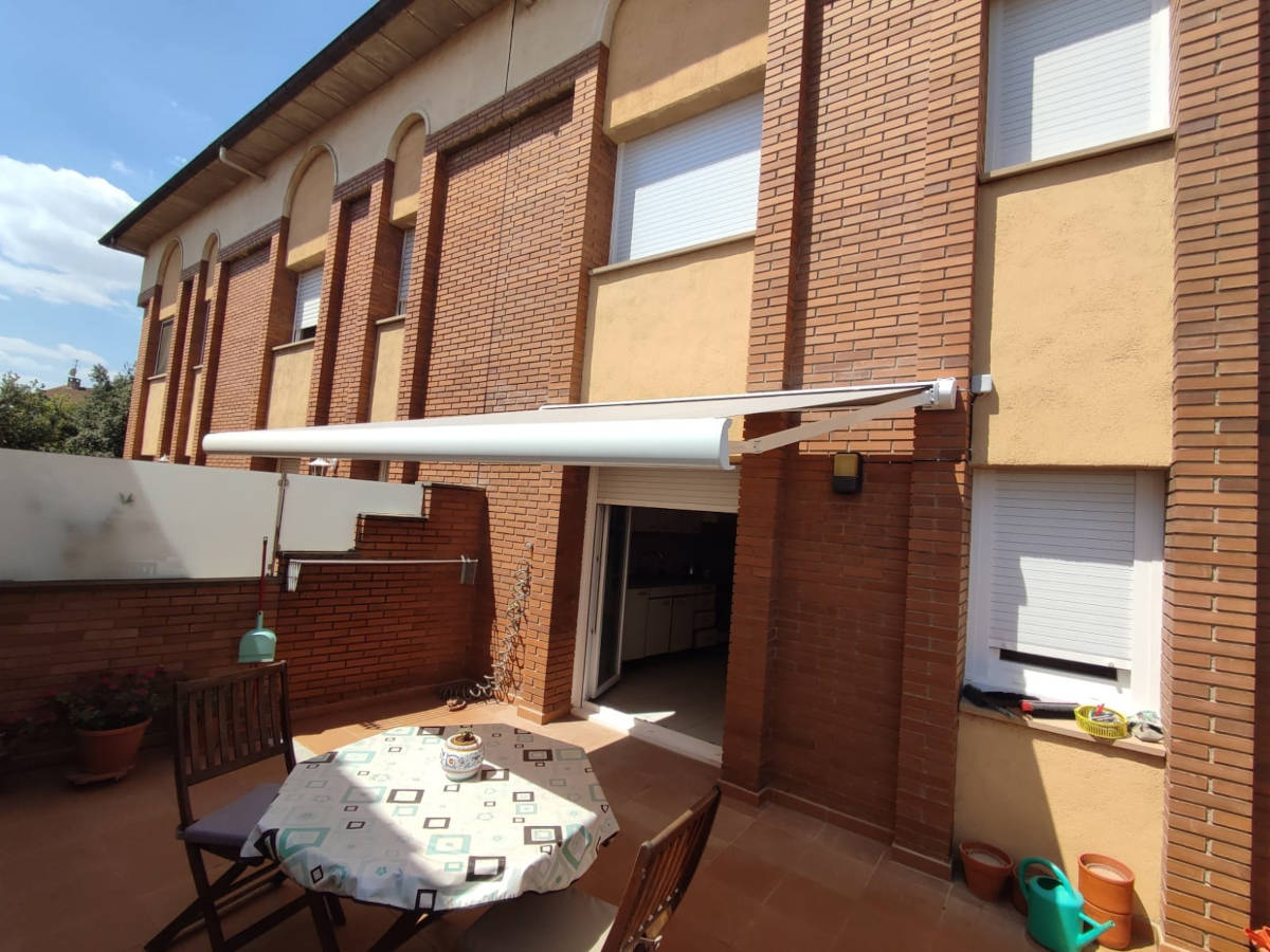 Toldo cofre