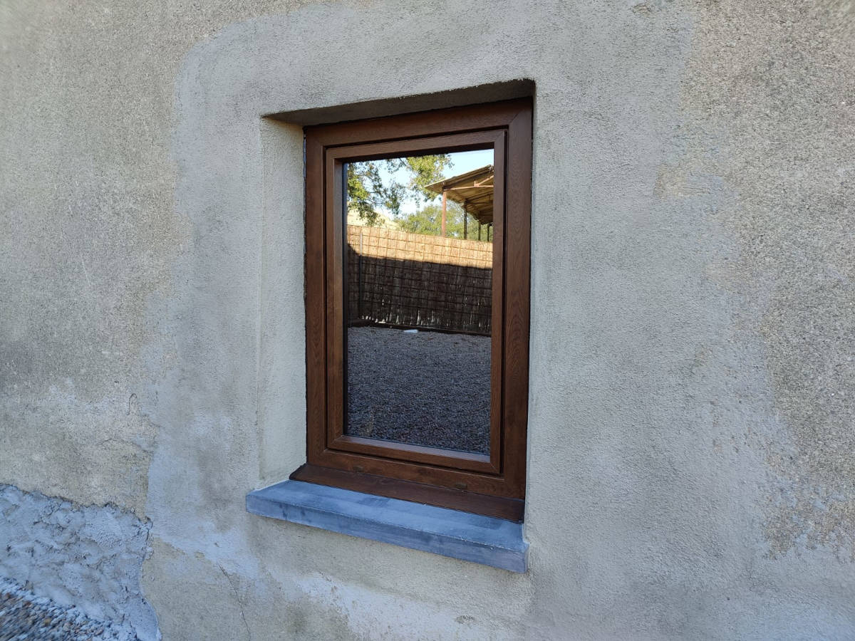 Ventana de PVC imitación madera