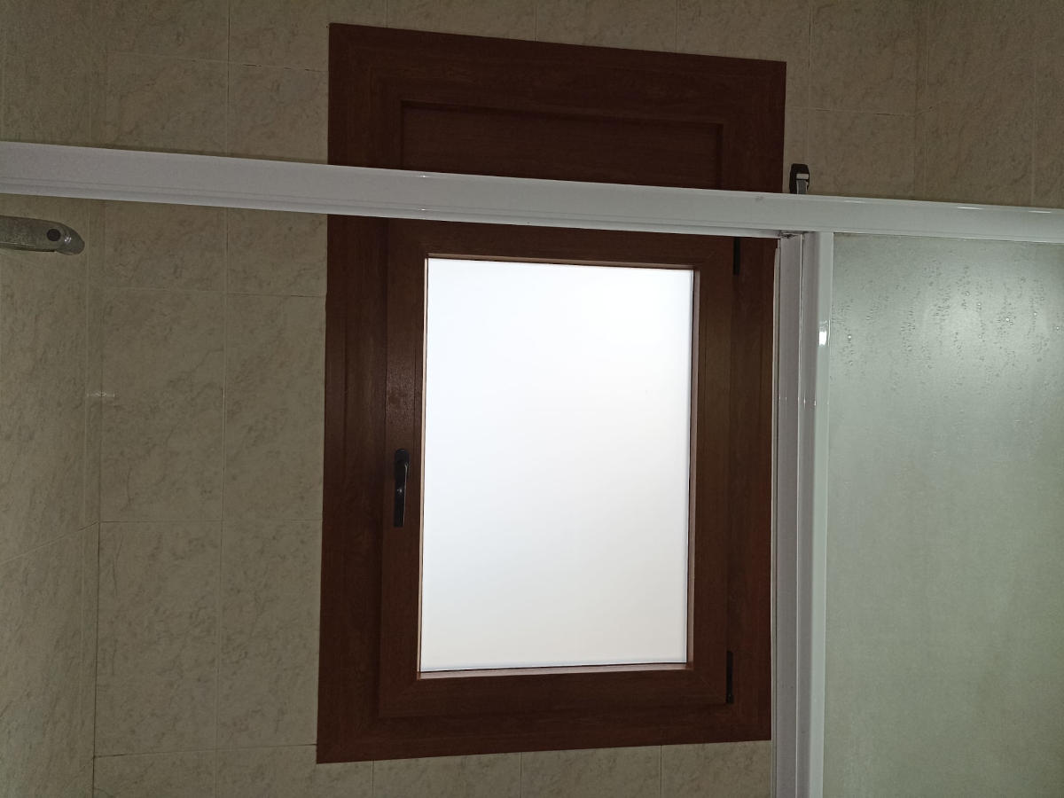 Ventana PVC imitación madera